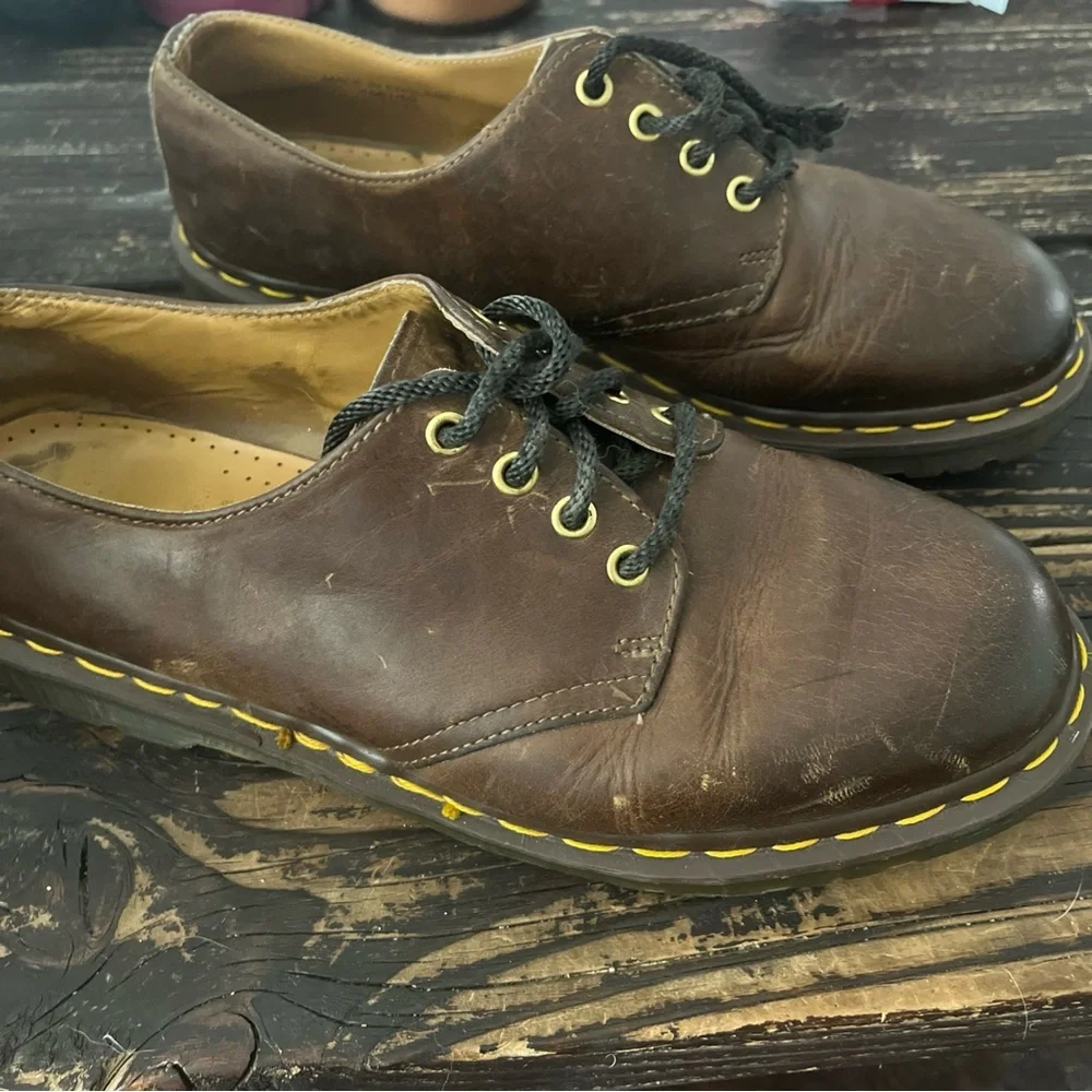 Vintage Doc Dr Martens 1561 Made in England 4 Eyelet Oxford Brown Leather Shoes